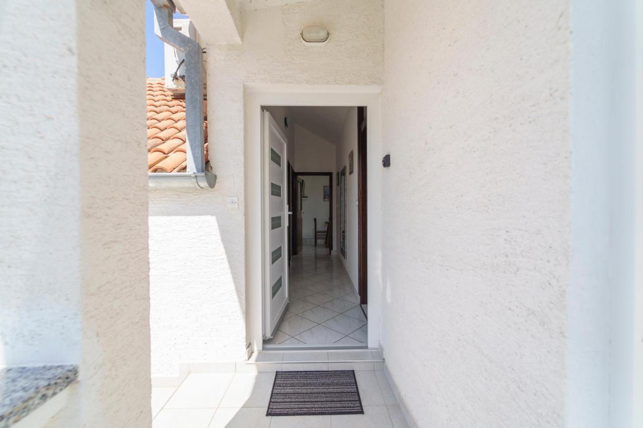 Apartment Nada เพทรอซาเน ภายนอก รูปภาพ