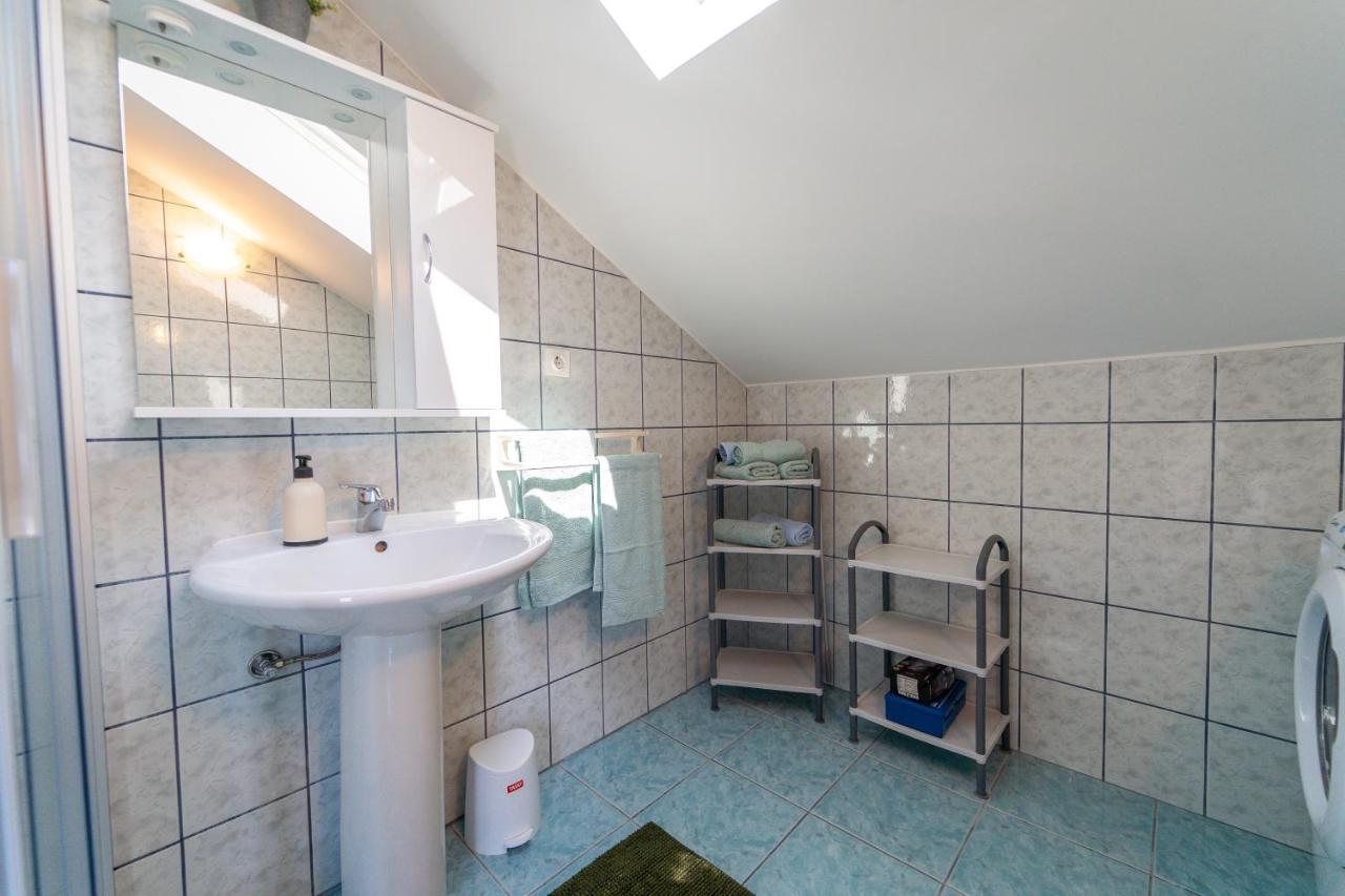 Apartment Nada เพทรอซาเน ภายนอก รูปภาพ
